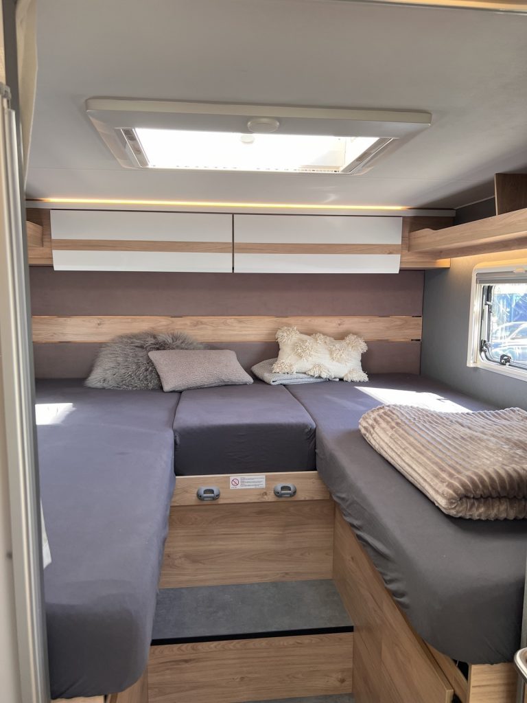 resized_CD993B17-84D6-4AFF-80AB-8AE2E8A449F1